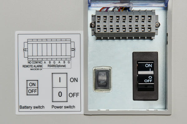 Ultralow Temperature Freezer battery back-up switch
