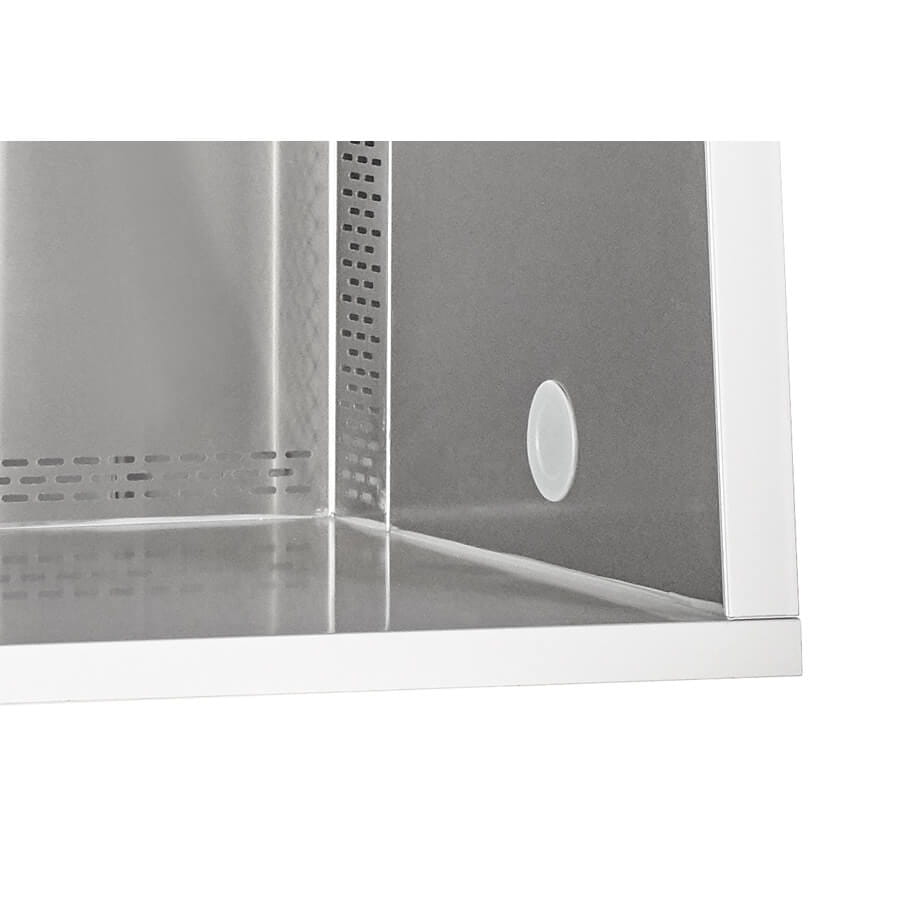 AireGard NU-140 Vertical Laminar Flow Hood