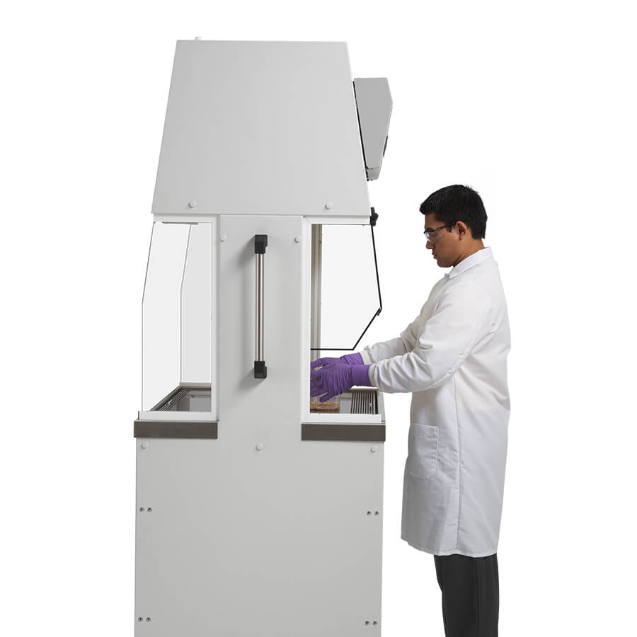 AllerGard NU-621 Single Sided Animal Transfer Station side view with technican