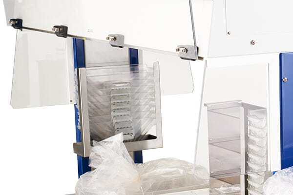 NU-620R Animal Transfer Station Feed Holders